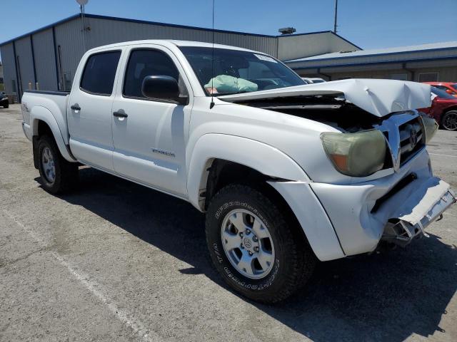 3TMJU4GN6AM099214 - 2010 TOYOTA TACOMA DOUBLE CAB PRERUNNER WHITE photo 4