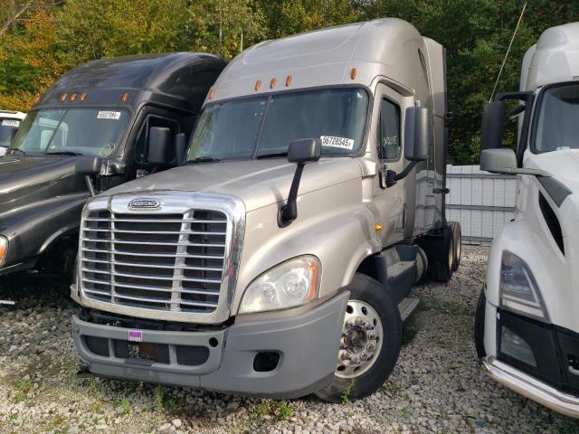 3AKJGLDR4DSBV3902 - 2013 FREIGHTLINER CASCADIA 1 SILVER photo 2