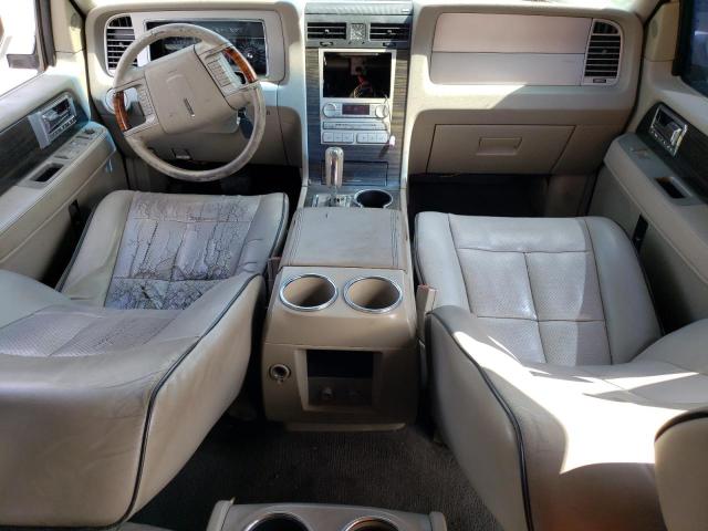 5LMFU27557LJ06649 - 2007 LINCOLN NAVIGATOR 白色 照片 8