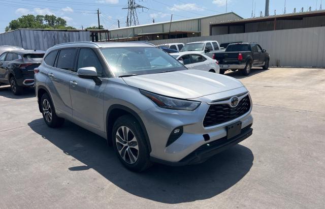 5TDGZRBH4LS503334 - 2020 TOYOTA HIGHLANDER XLE Gümüş foto 1