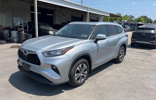 5TDGZRBH4LS503334 - 2020 TOYOTA HIGHLANDER XLE Gümüş foto 2