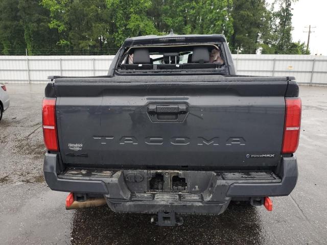 3TYLC5LN5RT011261 - 2024 TOYOTA TACOMA DOUBLE CAB رمادي صورة 6