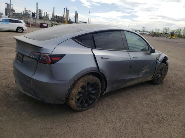 7SAYGDEEXRF181989 - 2024 TESLA MODEL Y GRAY photo 3