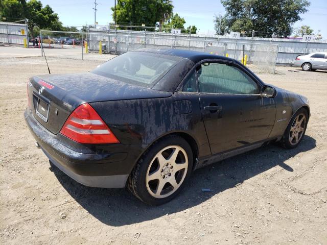 WDBKK47F8YF168500 - 2000 MERCEDES-BENZ SLK 230 KOMPRESSOR BLACK photo 3