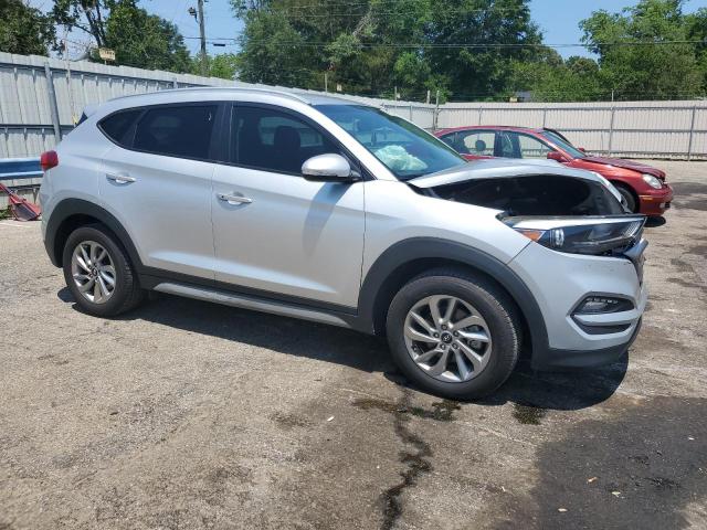 KM8J33A48JU778843 - 2018 HYUNDAI TUCSON SEL SILVER photo 4