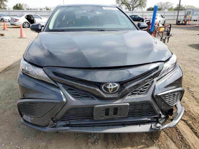 4T1G11AK1PU768084 - 2023 TOYOTA CAMRY SE NIGHT SHADE BLACK photo 5