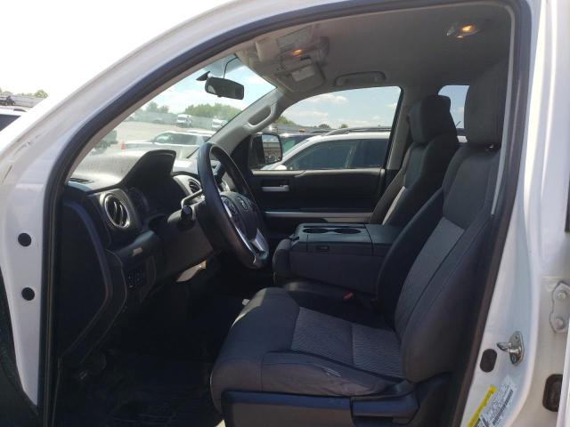 5TFUW5F10FX462586 - 2015 TOYOTA TUNDRA DOUBLE CAB SR/SR5 WHITE photo 7