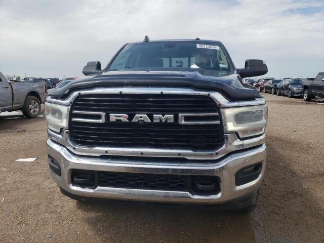 3C6UR5CL8KG689561 - 2019 RAM 2500 TRADESMAN BLACK photo 5