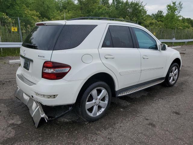 4JGBB8GB5AA581432 - 2010 MERCEDES-BENZ ML 350 4MATIC WHITE photo 3