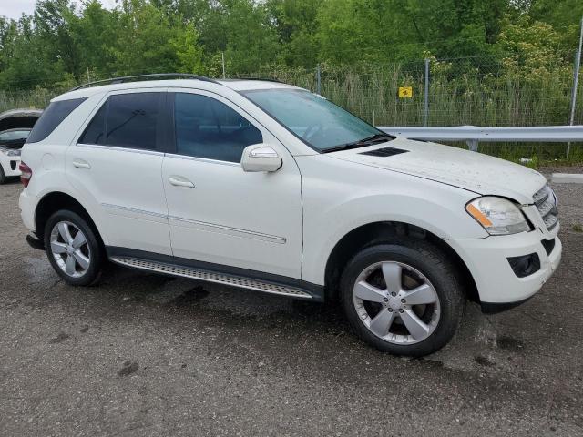 4JGBB8GB5AA581432 - 2010 MERCEDES-BENZ ML 350 4MATIC WHITE photo 4