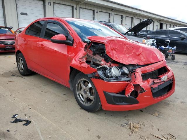 1G1JA5SH4F4197055 - 2015 CHEVROLET SONIC LS RED photo 4