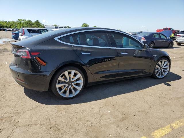 5YJ3E1EA1JF156511 - 2018 TESLA MODEL 3 BLACK photo 3