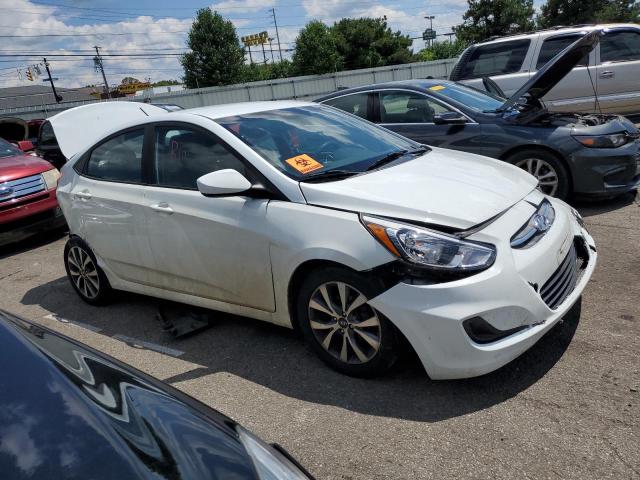 KMHCT4AE6HU351789 - 2017 HYUNDAI ACCENT SE WHITE photo 4