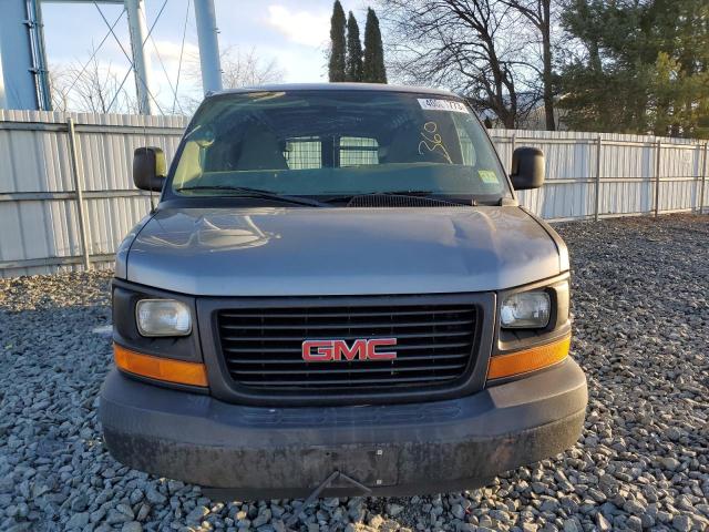 1GTFG15X161270438 - 2006 GMC SAVANA G1500 GRAY photo 5