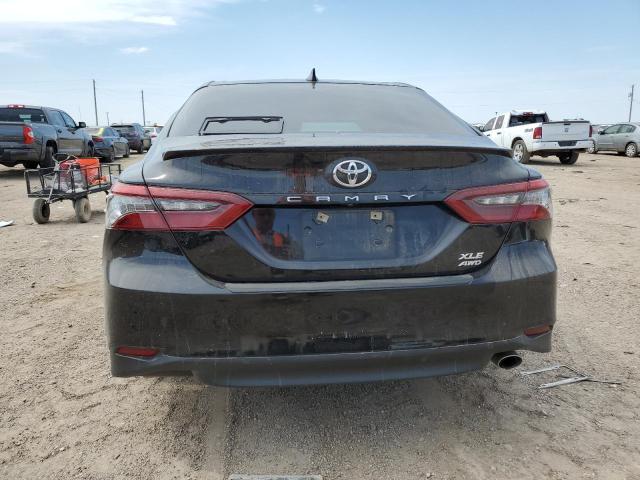 4T1F11BK0NU048895 - 2022 TOYOTA CAMRY XLE BLACK photo 6