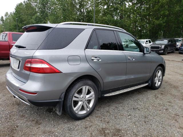 4JGDA5HB2DA254385 - 2013 MERCEDES-BENZ ML 350 4MATIC SILVER photo 3