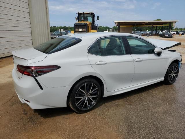 4T1G11AK6RU252533 - 2024 TOYOTA CAMRY SE NIGHT SHADE WHITE photo 3