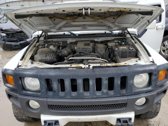 5GTDN136568281966 - 2006 HUMMER H3 WHITE photo 11