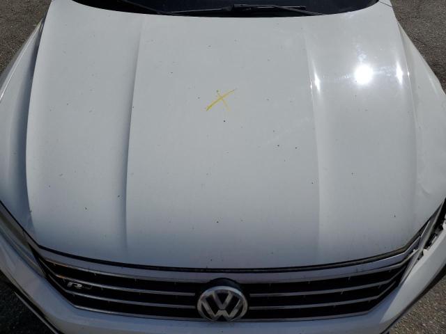 1VWDT7A33HC005677 - 2017 VOLKSWAGEN PASSAT R-LINE თეთრი ფოტო 11