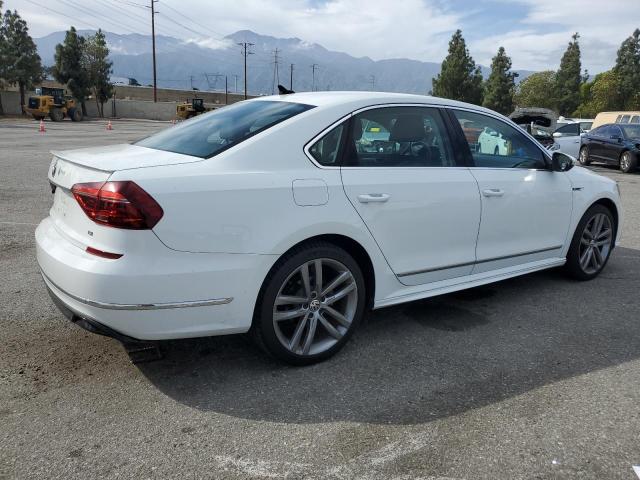1VWDT7A33HC005677 - 2017 VOLKSWAGEN PASSAT R-LINE თეთრი ფოტო 3