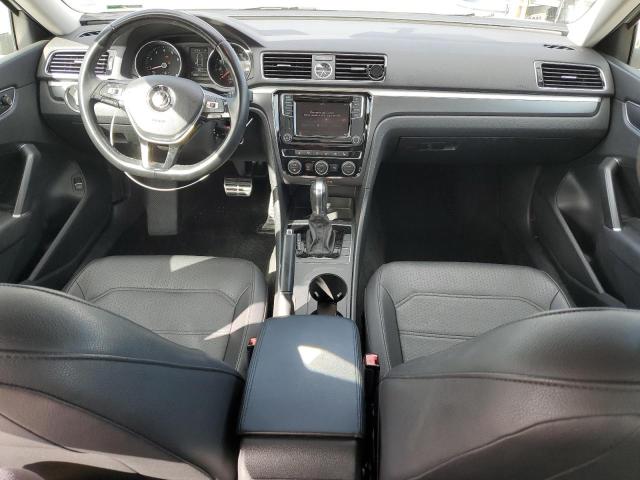 1VWDT7A33HC005677 - 2017 VOLKSWAGEN PASSAT R-LINE თეთრი ფოტო 8