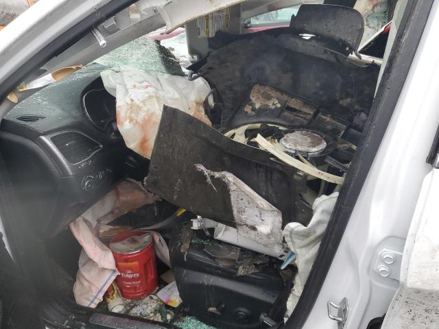 1C4PJMDN1KD167066 - 2019 JEEP CHEROKEE LIMITED WHITE photo 7