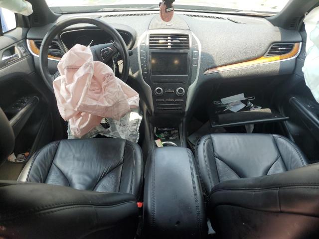 5LMCJ2C91HUL17007 - 2017 LINCOLN MKC SELECT Ոսկեգույն լուսանկար 8