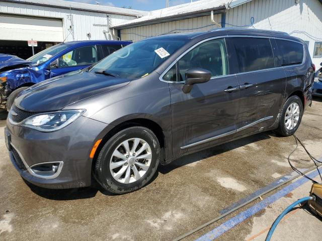 2C4RC1EG6JR228988 - 2018 CHRYSLER PACIFICA TOURING L PLUS GRAY photo 1
