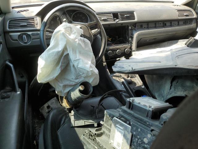 1VWDT7A35HC001212 - 2017 VOLKSWAGEN PASSAT R-LINE Մոխրագույն լուսանկար 8