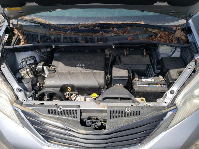 5TDKK3DC5BS075835 - 2011 TOYOTA SIENNA LE SILVER photo 12