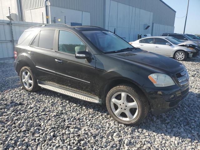 4JGBB22E58A390487 - 2008 MERCEDES-BENZ ML 320 CDI BLACK photo 4