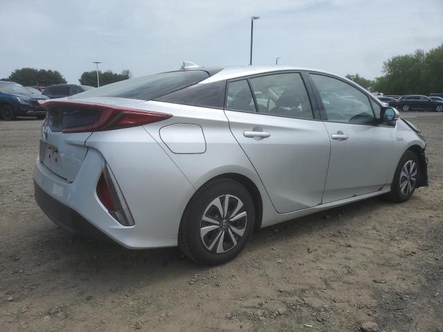JTDKARFP5H3038090 - 2017 TOYOTA PRIUS PRIM 银色 照片 3