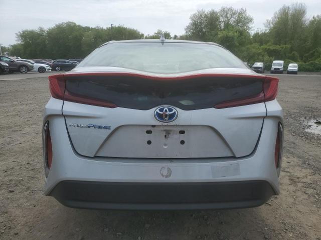 JTDKARFP5H3038090 - 2017 TOYOTA PRIUS PRIM 银色 照片 6
