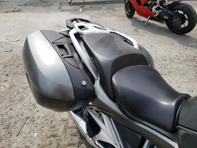 WB10A1305FZ193402 - 2015 BMW R1200 RT CHARCOAL photo 5