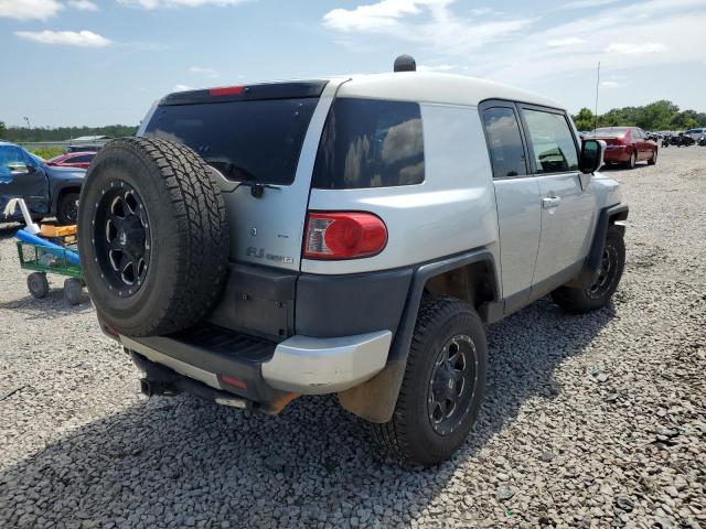 JTEZU11F470014431 - 2007 TOYOTA FJ CRUISER SILVER photo 3