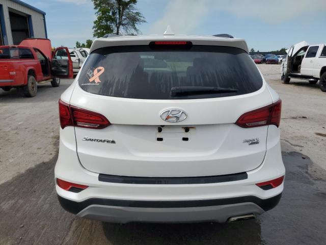 5NMZUDLB6JH102971 - 2018 HYUNDAI SANTA FE S WHITE photo 6