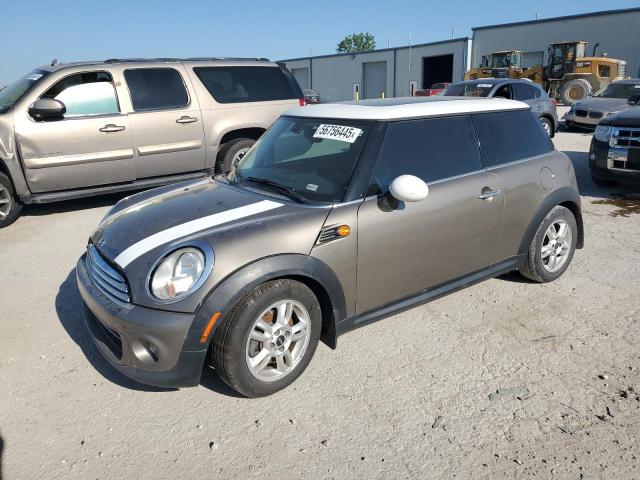 2013 MINI COOPER, 
