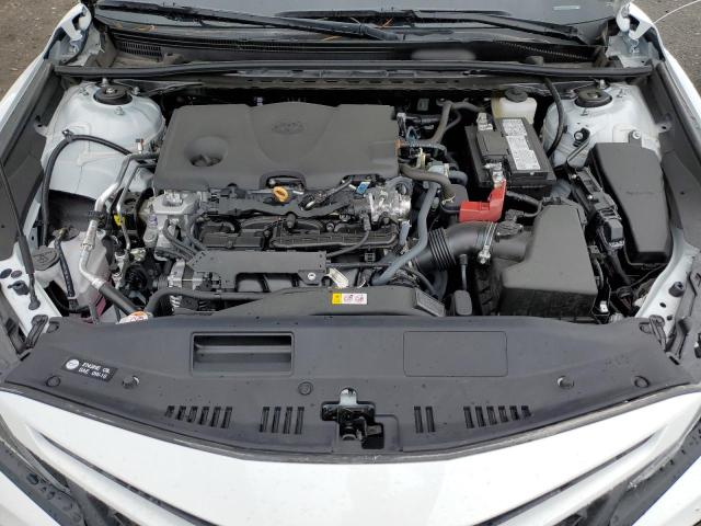 4T1S11AK4PU803825 - 2023 TOYOTA CAMRY SE NIGHT SHADE WHITE photo 11