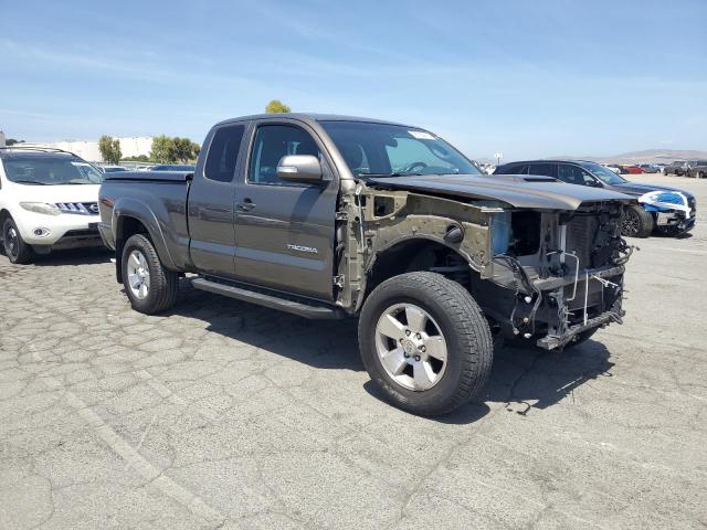 5TFTU4GN8EX055904 - 2014 TOYOTA TACOMA PRERUNNER ACCESS CAB BROWN photo 4