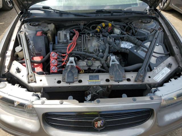 2G4WF551321281575 - 2002 BUICK REGAL GS GRAY photo 11