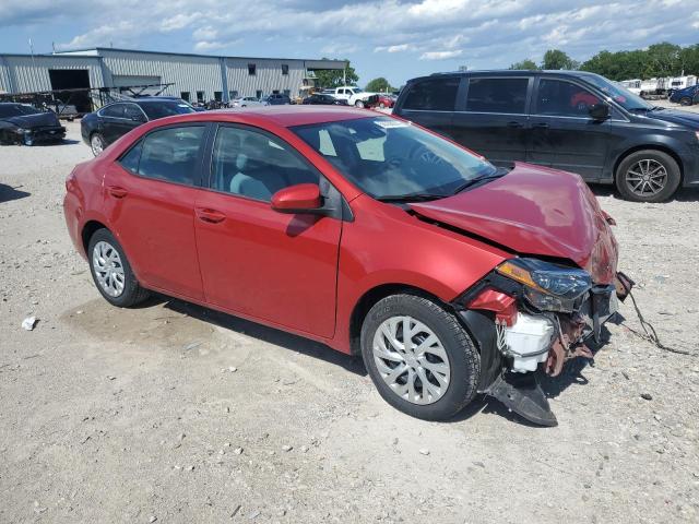 5YFBURHE8JP807505 - 2018 TOYOTA COROLLA L RED photo 4