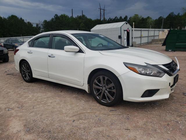 1N4AL3AP3JC230047 - 2018 NISSAN ALTIMA 2.5 Սպիտակ լուսանկար 4