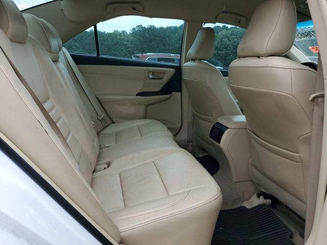 4T4BF1FK6FR487035 - 2015 TOYOTA CAMRY LE WHITE photo 10