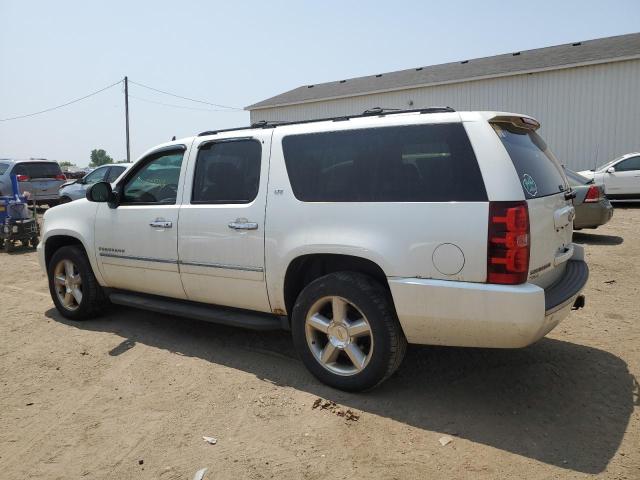 1GNSKKE32BR118753 - 2011 CHEVROLET SUBURBAN K1500 LTZ CREAM photo 2