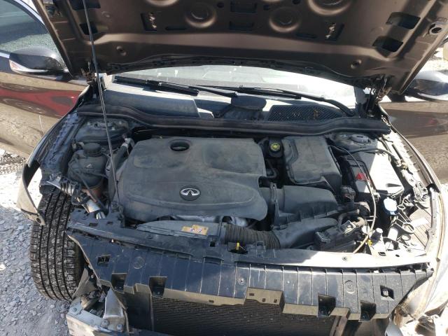 SJKCH5CR0HA037436 - 2017 INFINITI QX30 BASE Braun Foto 12