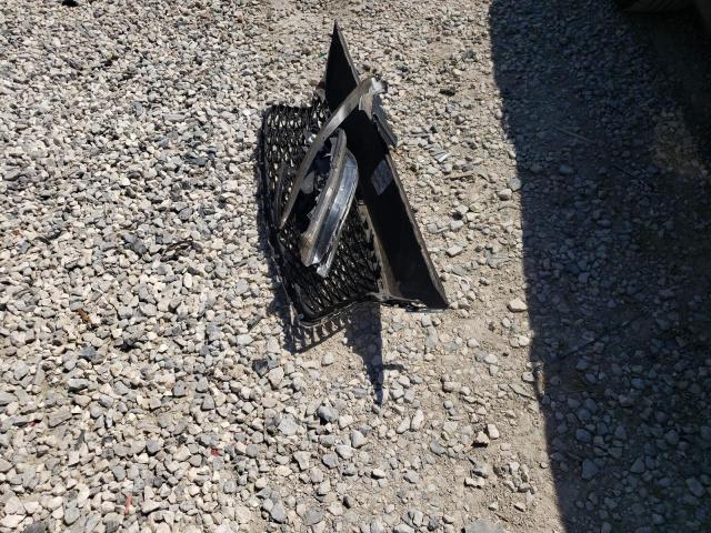 SJKCH5CR0HA037436 - 2017 INFINITI QX30 BASE Braun Foto 13