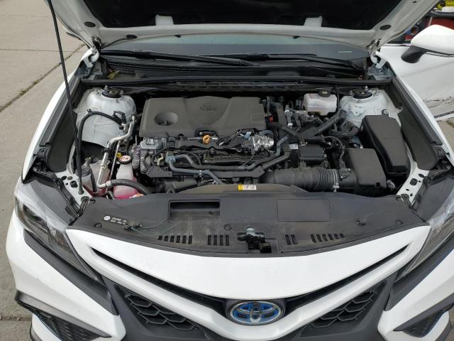 4T1S31AK4RU067109 - 2024 TOYOTA CAMRY SE NIGHT SHADE WHITE photo 11