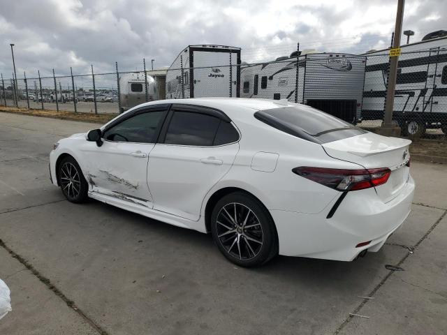 4T1S31AK4RU067109 - 2024 TOYOTA CAMRY SE NIGHT SHADE WHITE photo 2