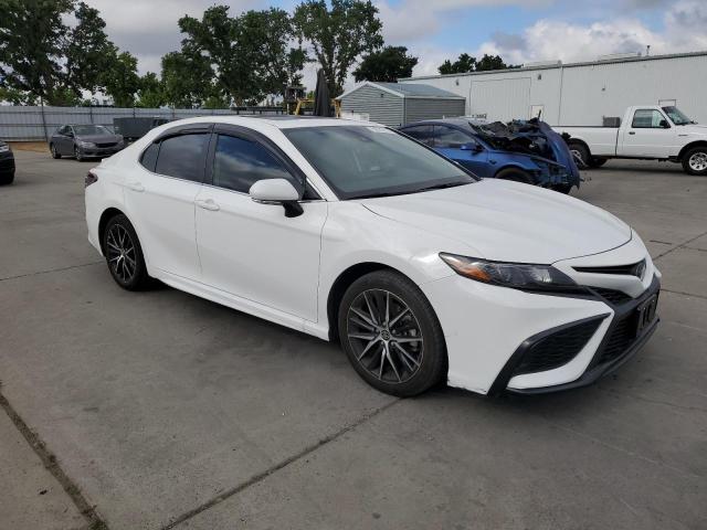 4T1S31AK4RU067109 - 2024 TOYOTA CAMRY SE NIGHT SHADE WHITE photo 4