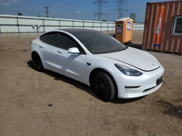 5YJ3E1EA6PF450298 - 2023 TESLA MODEL 3 WHITE photo 4